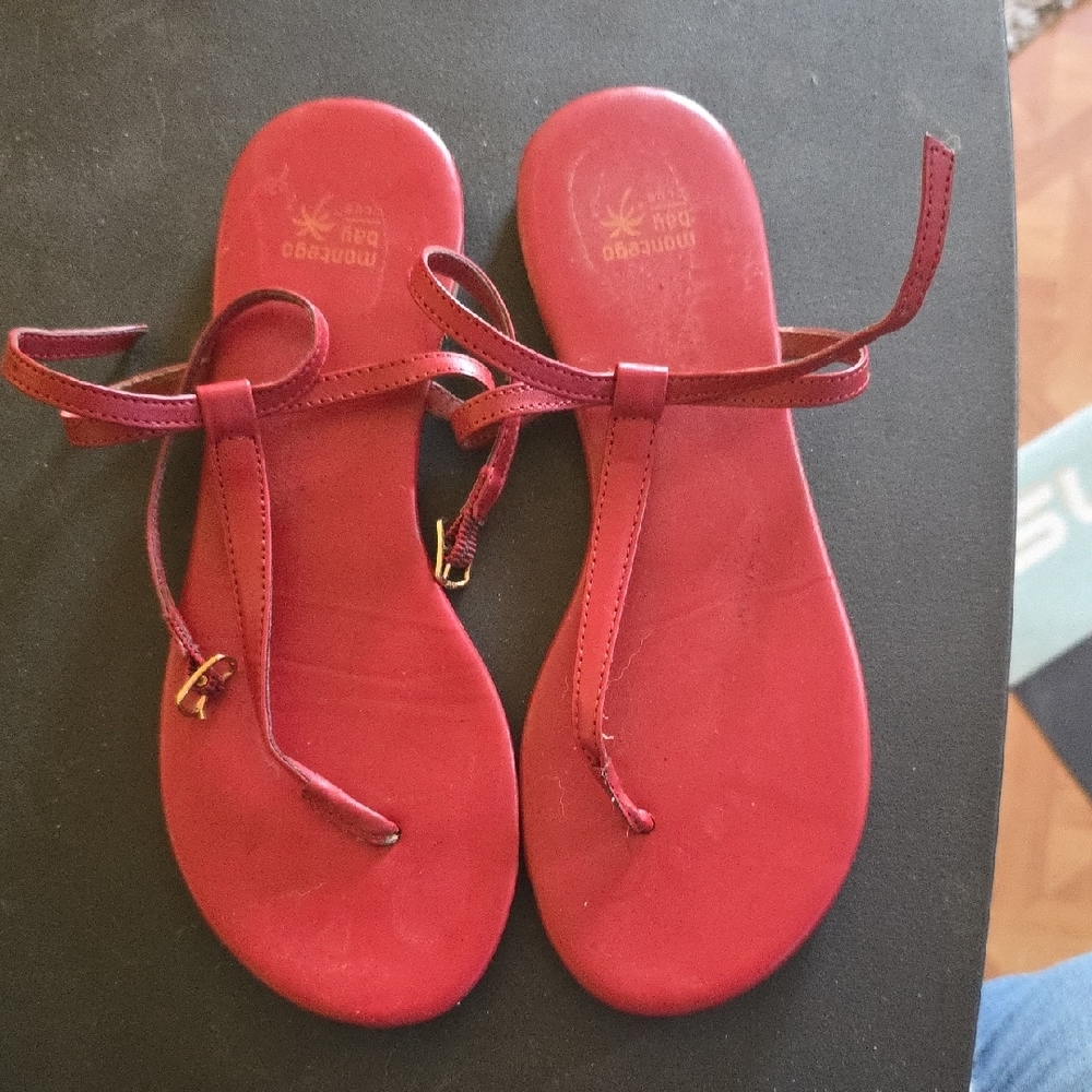 IMAN Women's Red Sandals